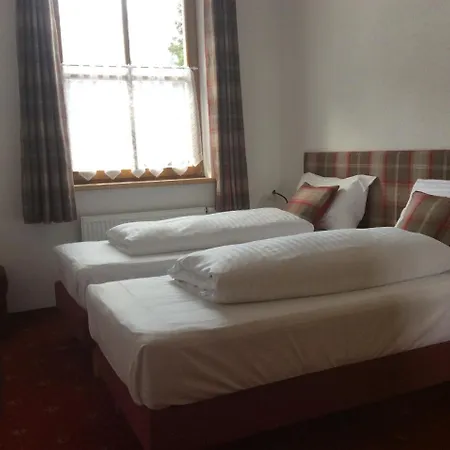 كيتز ريسيدينز توب 6